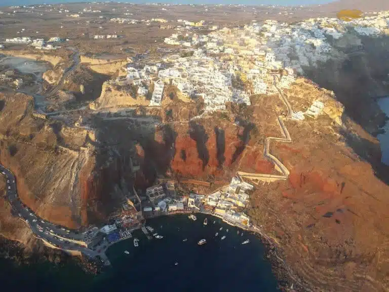 30-Minute Santorini Helicopter Flight
