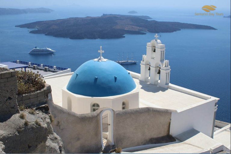 Santorini Highlights: 5-Hour Private Tour with Winery Experience