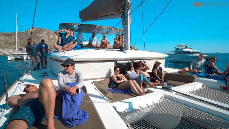 Santorini Cruise Port: 4-Hour Catamaran Tour with Greek Meal