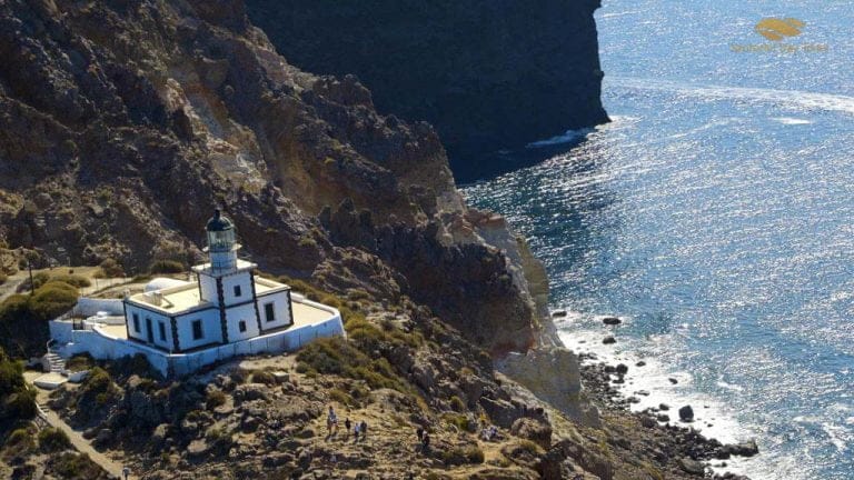 30-Minute Santorini Helicopter Flight