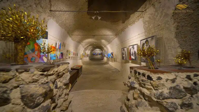 Santorini Highlights: 5-Hour Private Tour with Wine Tasting