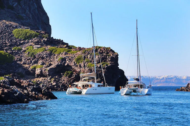 Santorini Cruise Port: 4-Hour Private Caldera Cruise with Luxury Catamaran