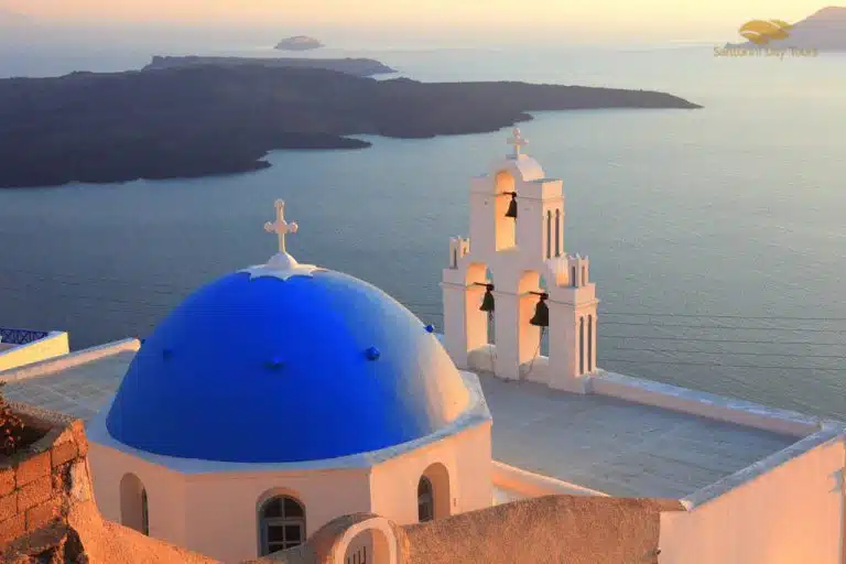 Santorini Highlights: 5-Hour Private Tour with Wine Tasting