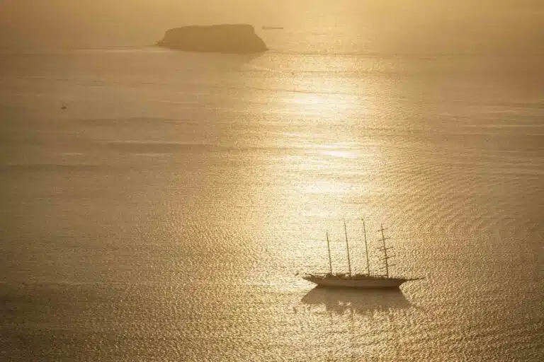Private Santorini Wine Tour with Dinner