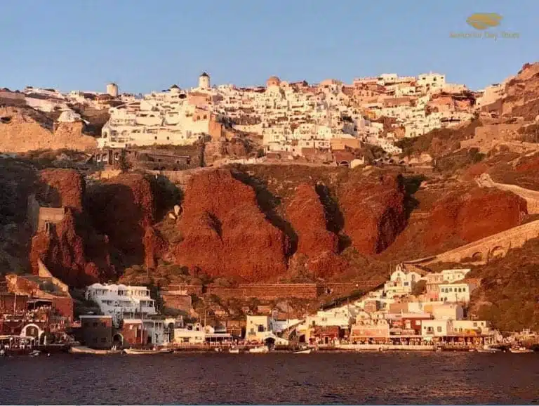 Luxury Santorini Sunset Cruise to Ammoudi Pier