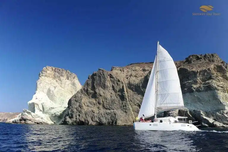 Luxury Santorini Sunset Cruise to Ammoudi Pier