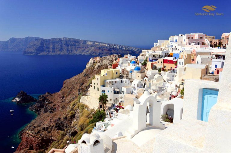Santorini Highlights: 5-Hour Private Tour with Winery Experience